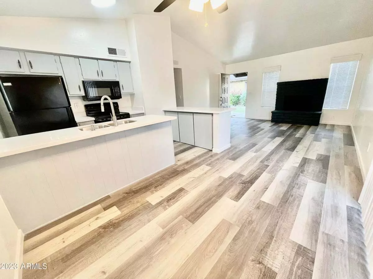 32 W Loma Vista Dr photo 4