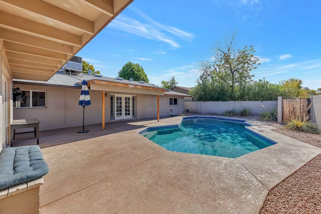 505 East Carson Drive, Tempe, AZ 85282 photo 2