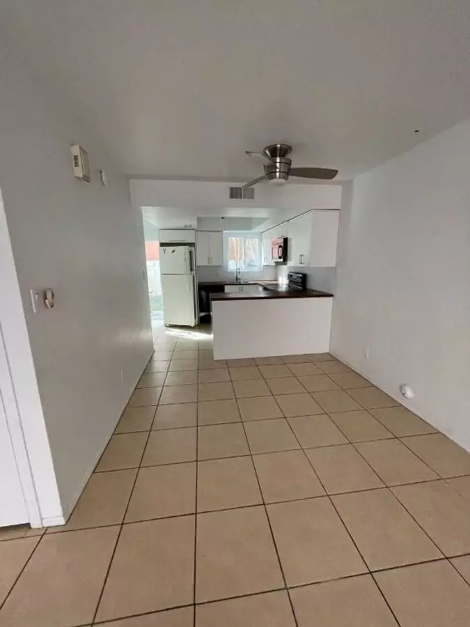 544 S Wilson St #104 photo 2