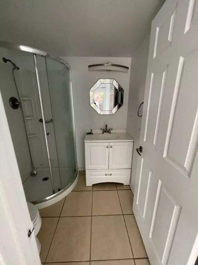 544 S Wilson St #104 photo 5