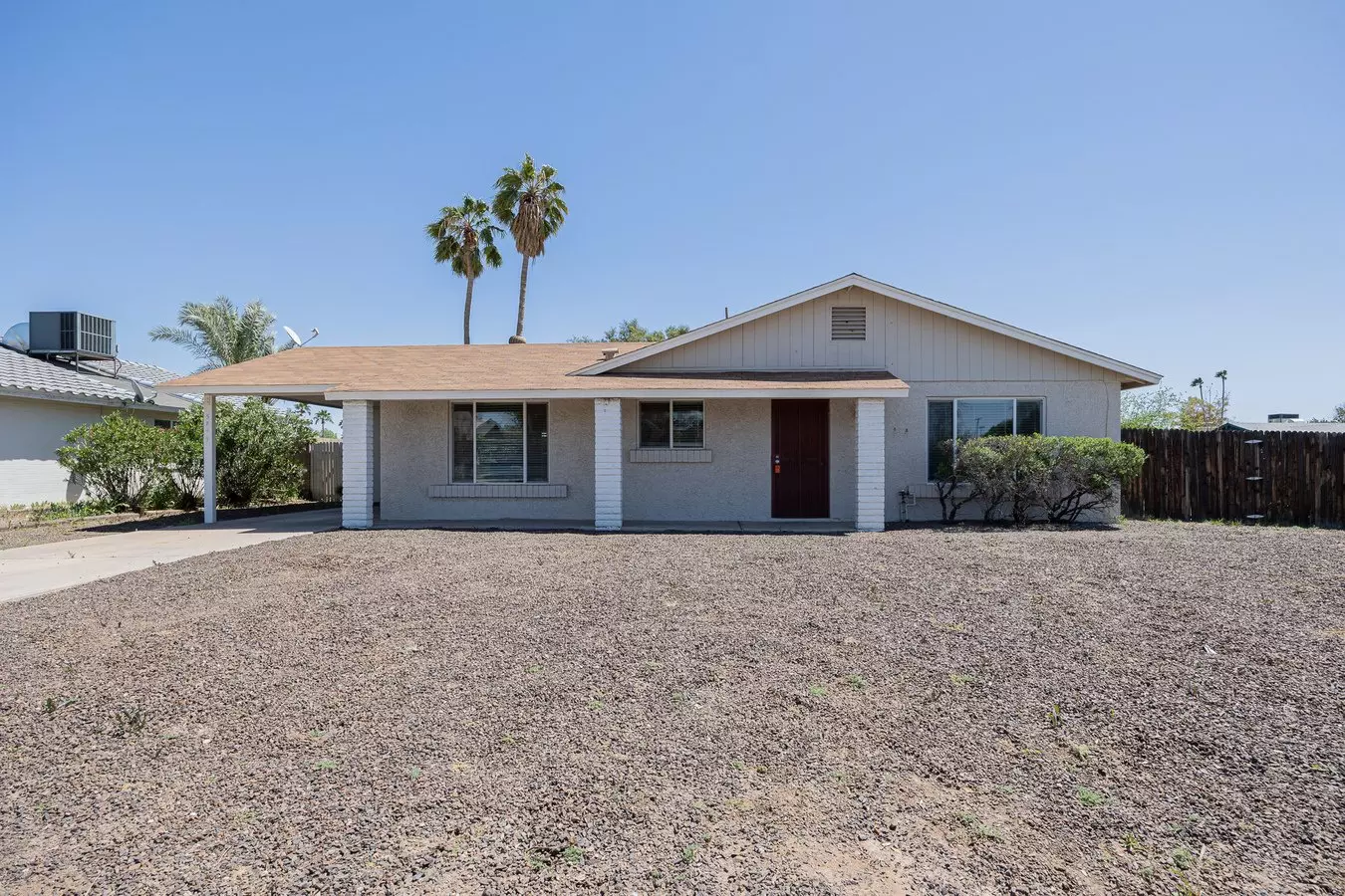 5849 S College Ave photo 4
