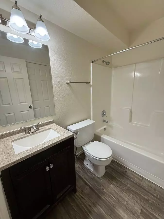 Tamarak Apartments photo 4