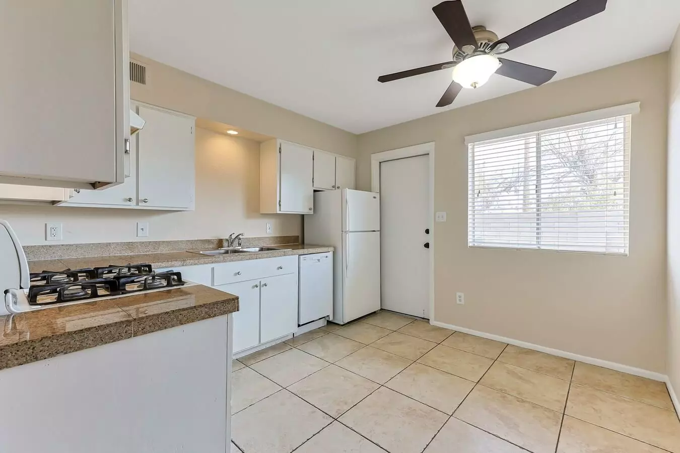 5105 South Lane, Tempe, AZ 85282 photo 3