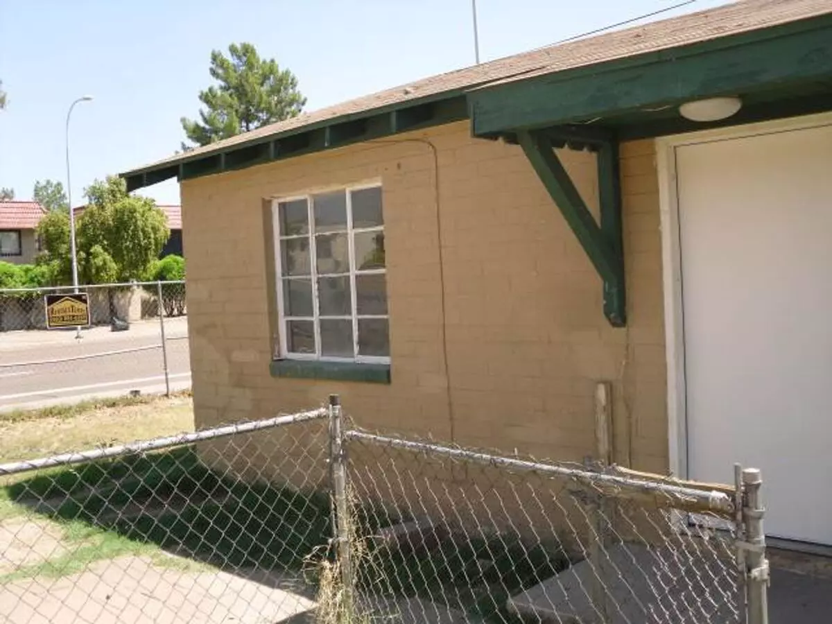 729 W University Dr Tempe, AZ 85281 photo 2
