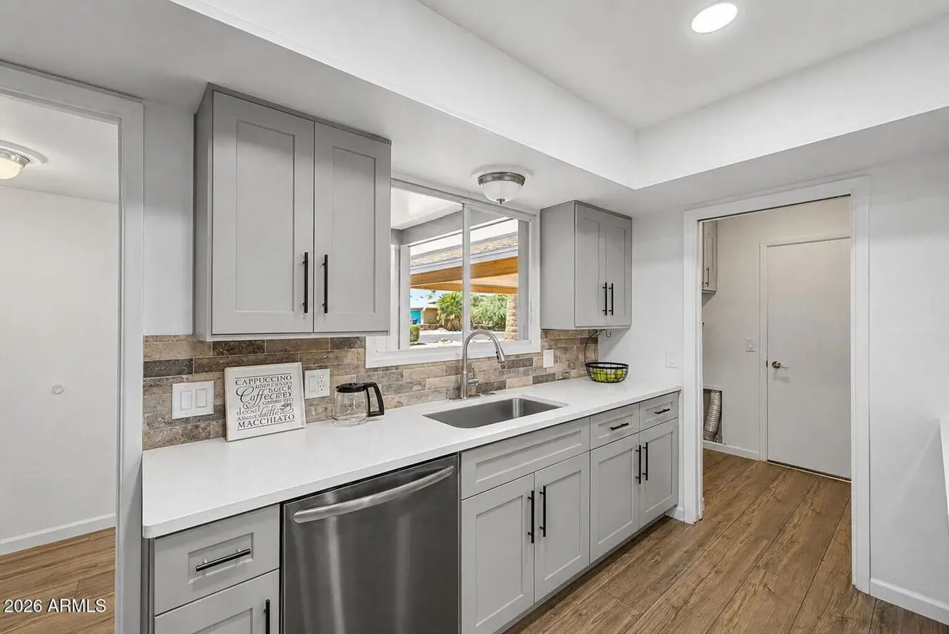 Free Rent Interested? Remodeled Tempe Home 4br/2ba photo 5