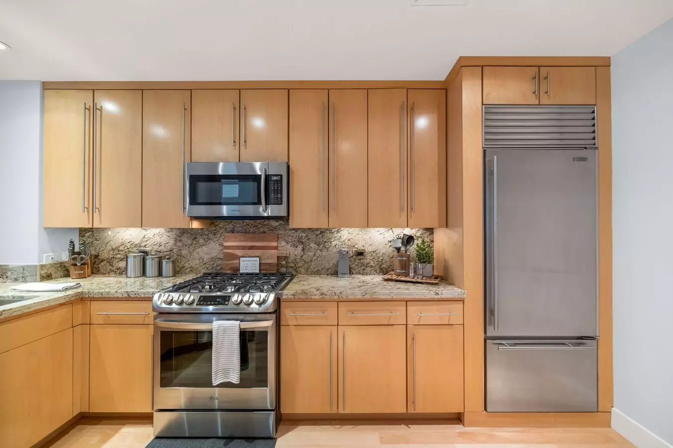 120 East Rio Salado Parkway, Tempe, AZ 85281 photo 2