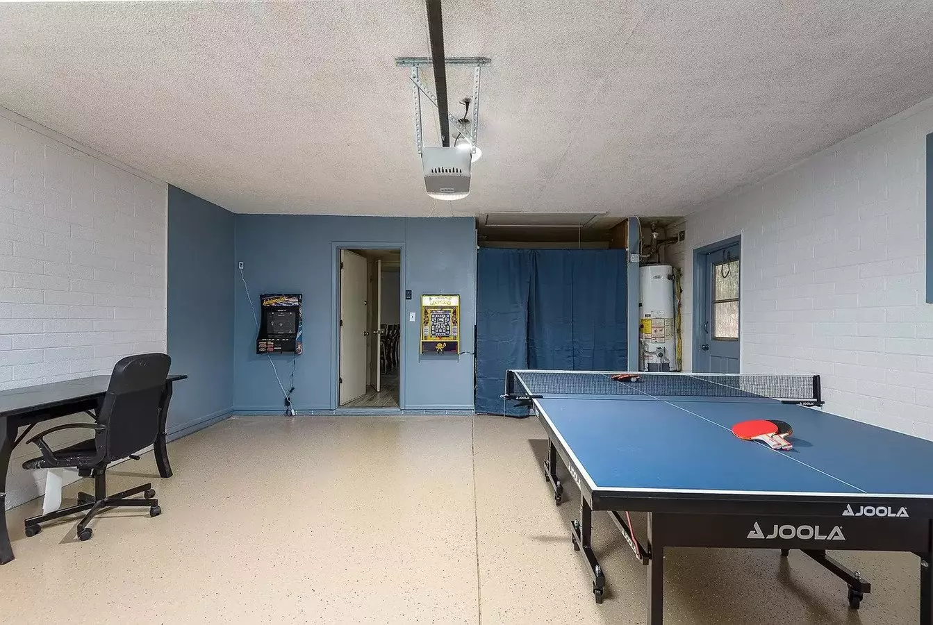 635 E Manhatton Dr photo 4