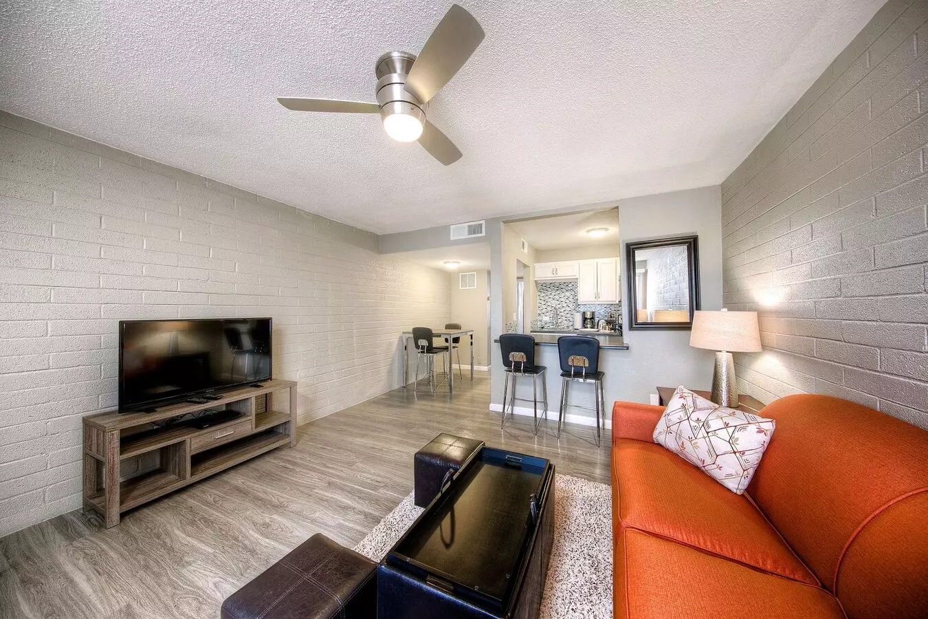 Spring Leaf Apartments photo 5