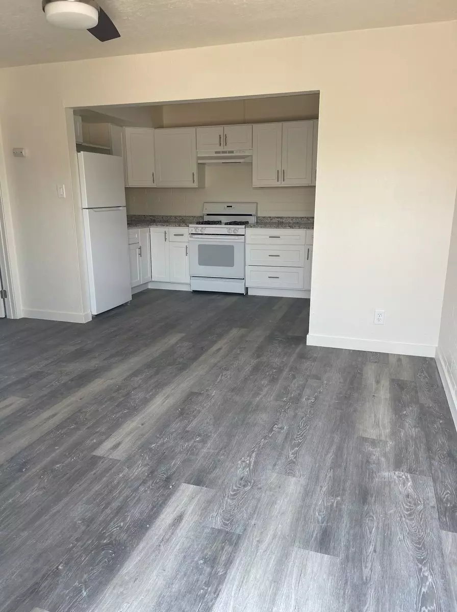 Just Remodeled Unit In Tempe 1 Bed 1 Bath No Laundry photo 2