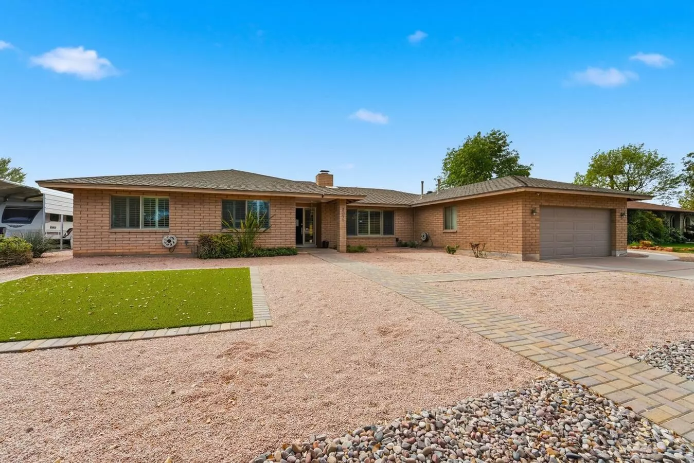 2051 E Hermosa Dr Tempe, AZ 85282 photo 4