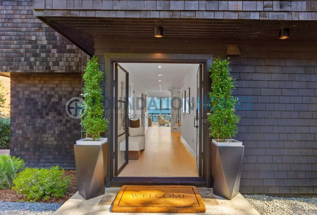 Gated Tiburon Bayfront Estate | Sweeping Bay Views &amp; Pool - Foundation photo 4
