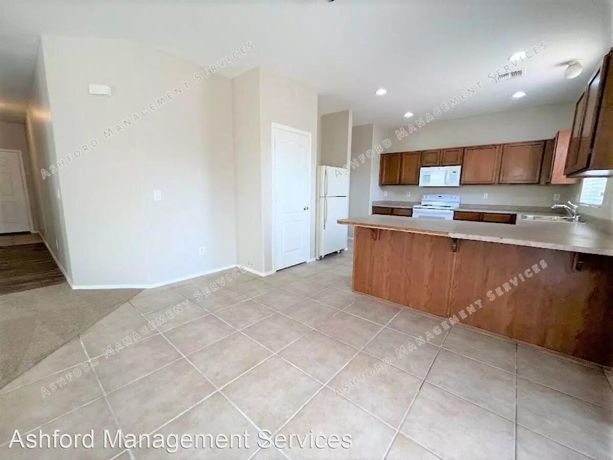 2417 South 90th Glen, Tolleson, AZ 85353 photo 5