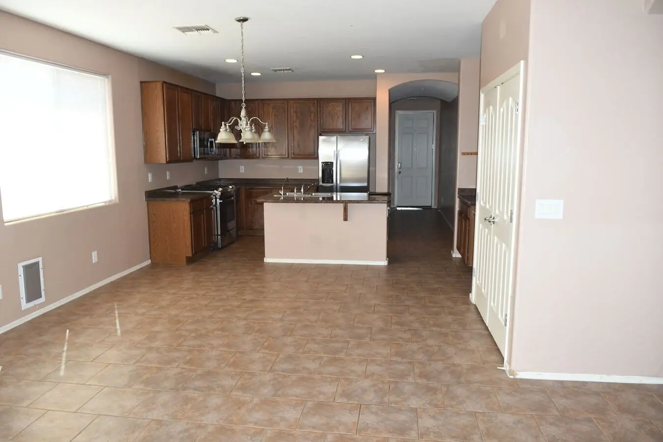 8916 W Payson Rd photo 4