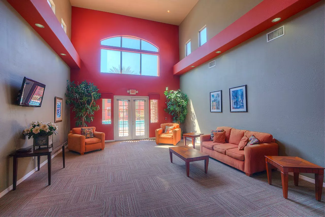 San Lucas Apartments photo 5