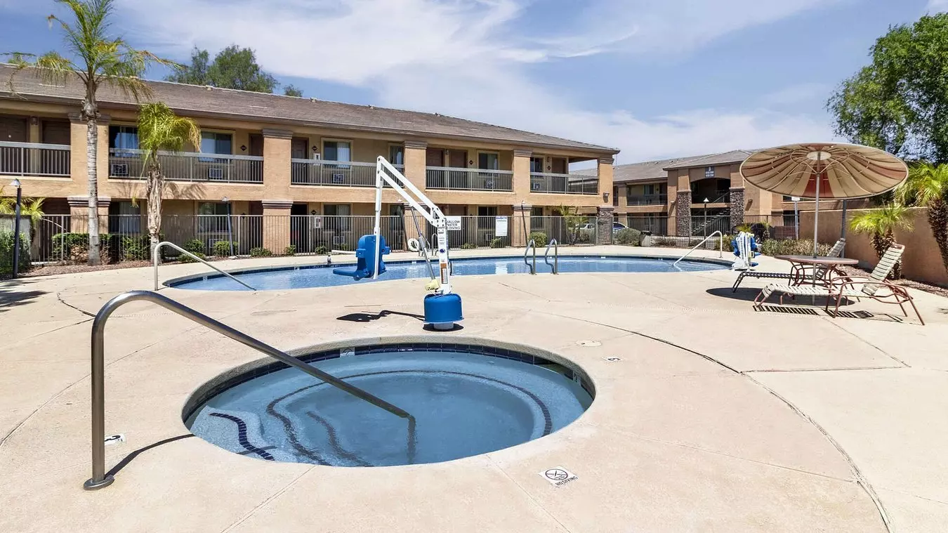 Residence at Tolleson photo 3
