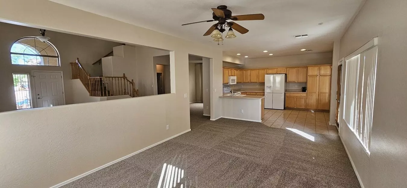 2250 S 88th Dr photo 4