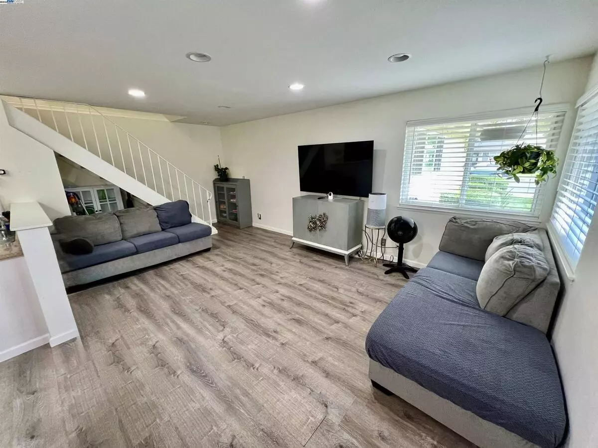 2221 Partridge Way, Union City, CA 94587 photo 5