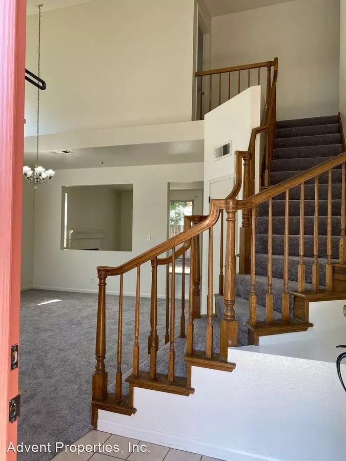 32215 Samantha Court, Union City, CA 94587 photo 4