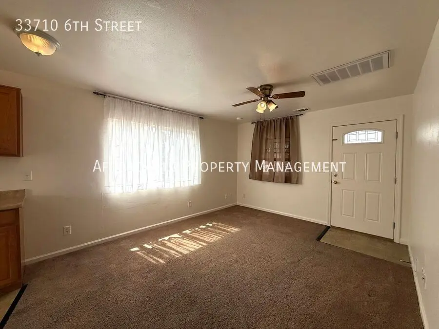 33710 6th St Union City, CA 94587 photo 4