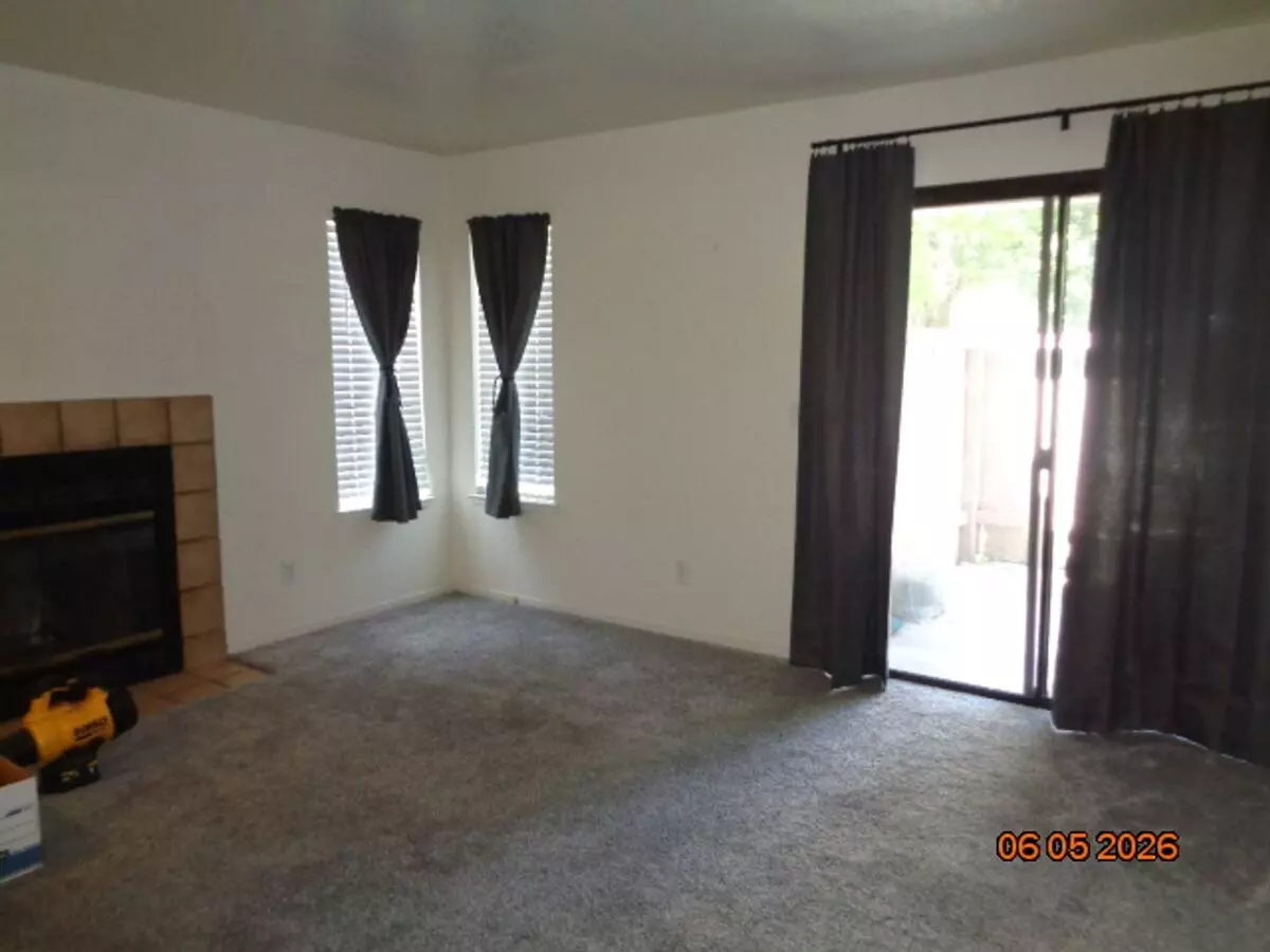 1801 Marshall Rd photo 5