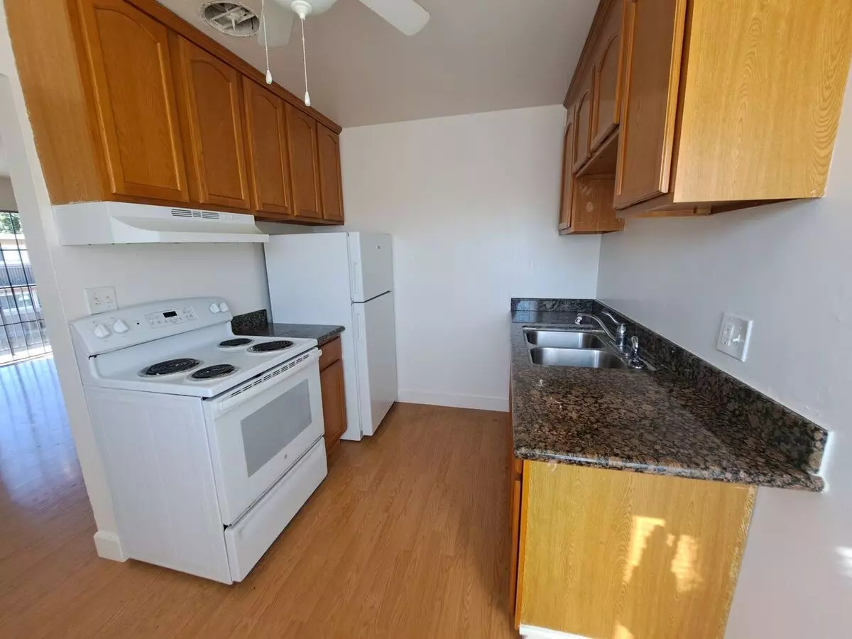 207B - Building H photo 5
