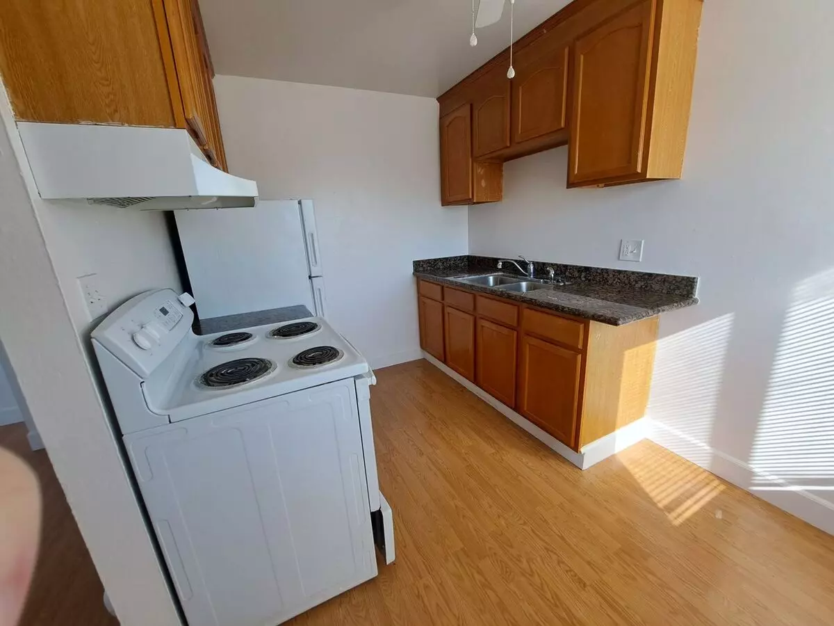 207 Brown St, Vacaville (Apartment) photo 3