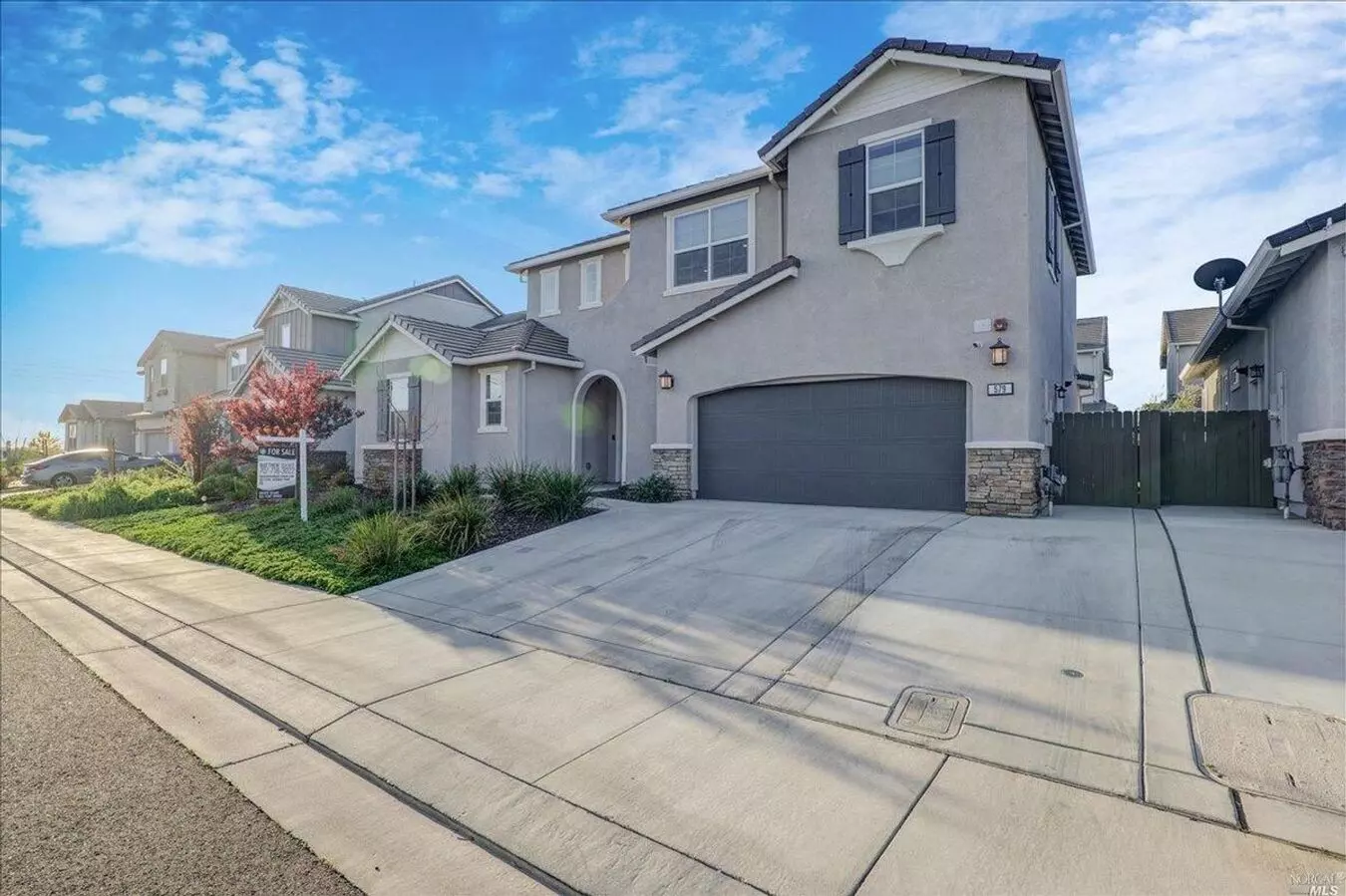 Beautiful 4 Bedroom Home In Brighton Landing – Vacaville photo 2