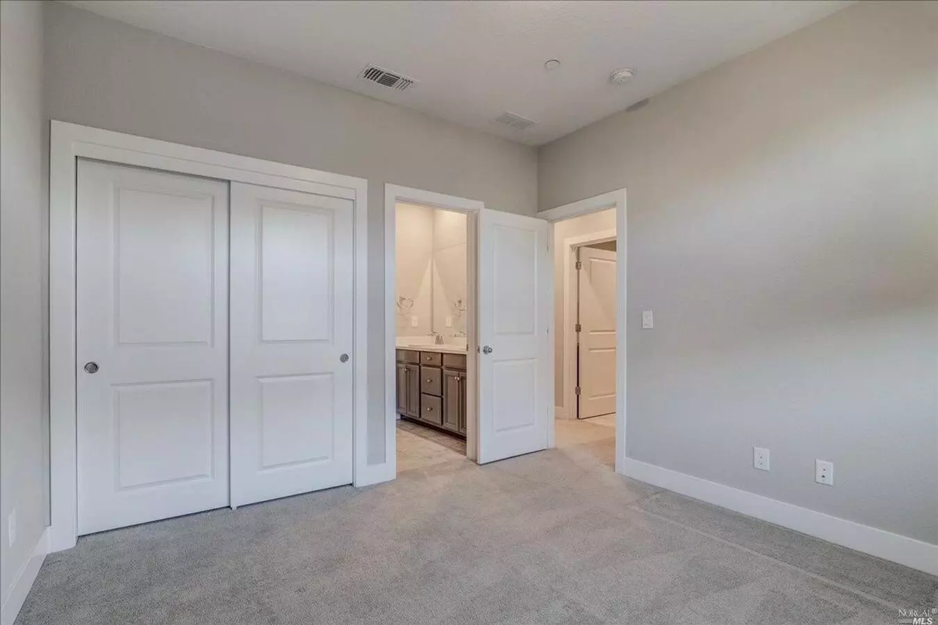 Beautiful 4 Bedroom Home In Brighton Landing – Vacaville photo 4