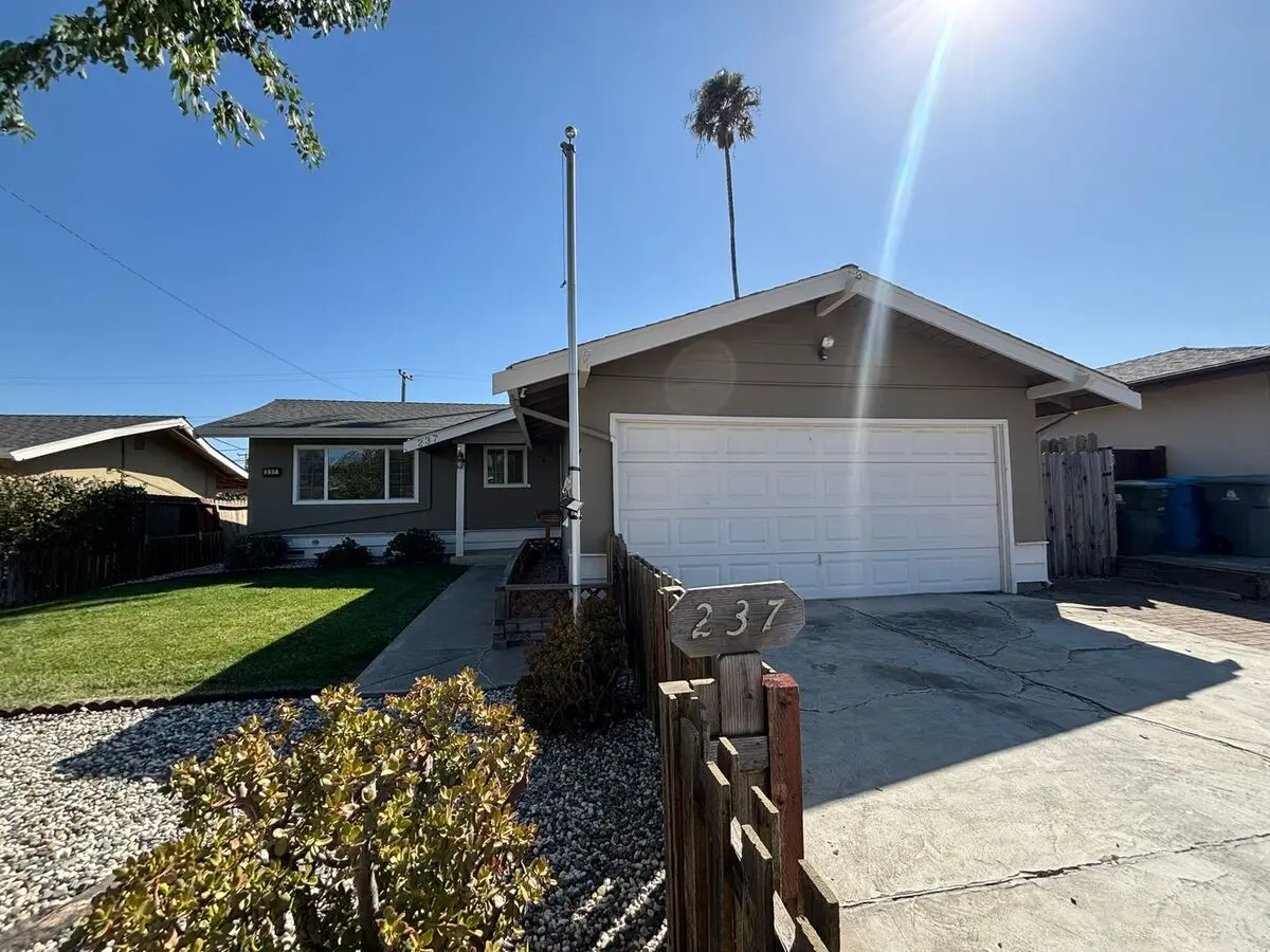 Charming 3br/1ba In Vacaville – Beautifully Maintained With Lush Yards &amp; Bonus Shed! photo 2
