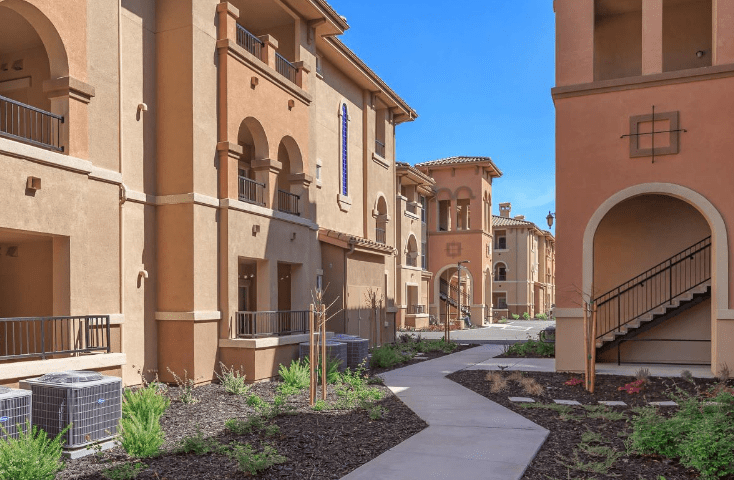 Villas At North Village photo 2