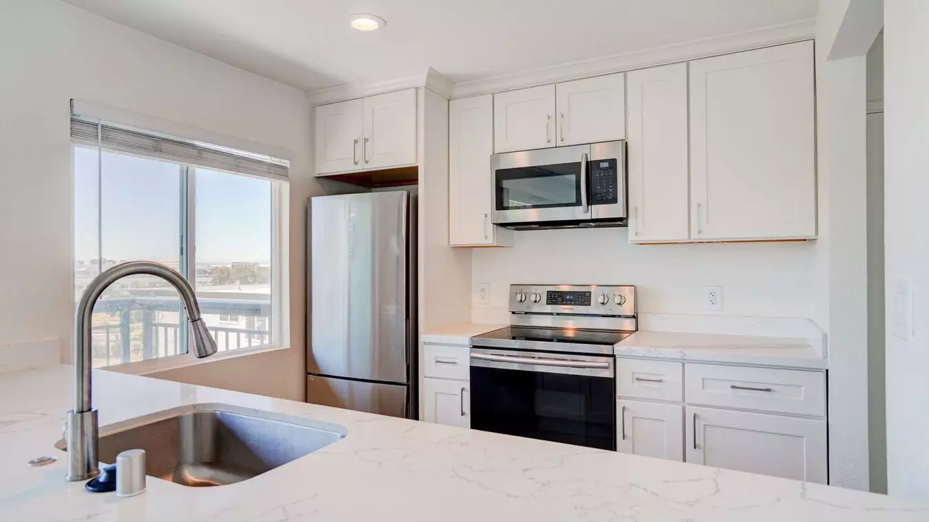 Edgewater Apartments photo 2
