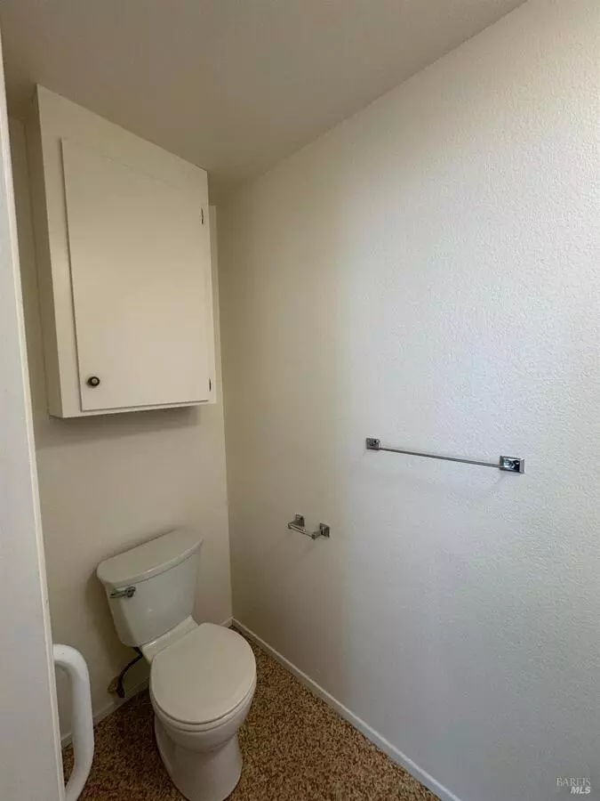 442 Amador St photo 3