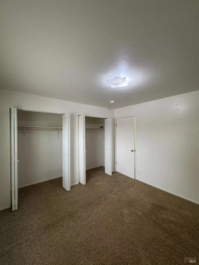 442 Amador St photo 5