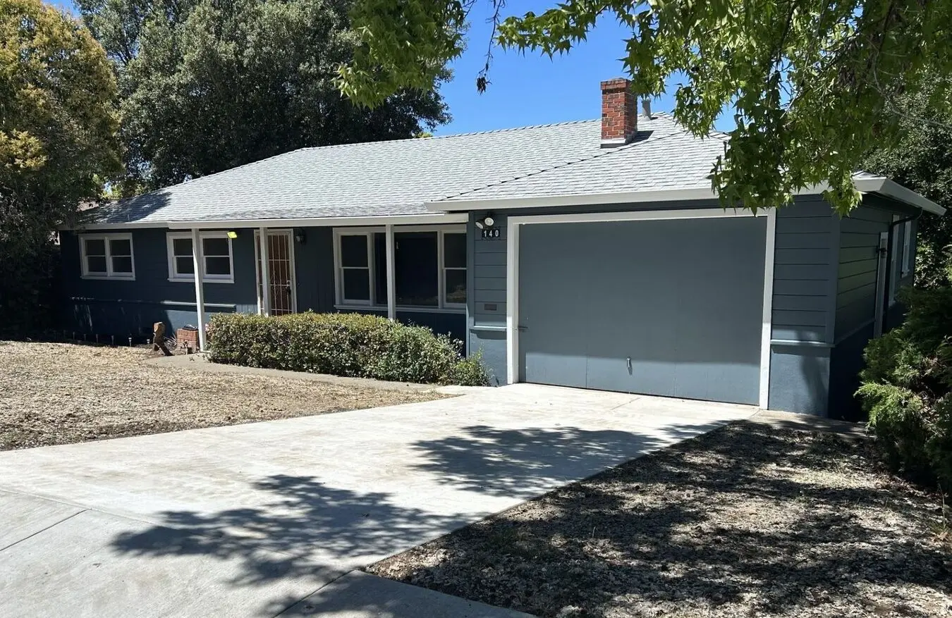 Beautiful 4 Bedroom, 2 Bath Eastside Vallejo Home photo 2