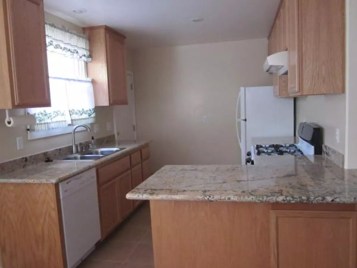 Charming 2-bedroom Home In Vallejo photo 5