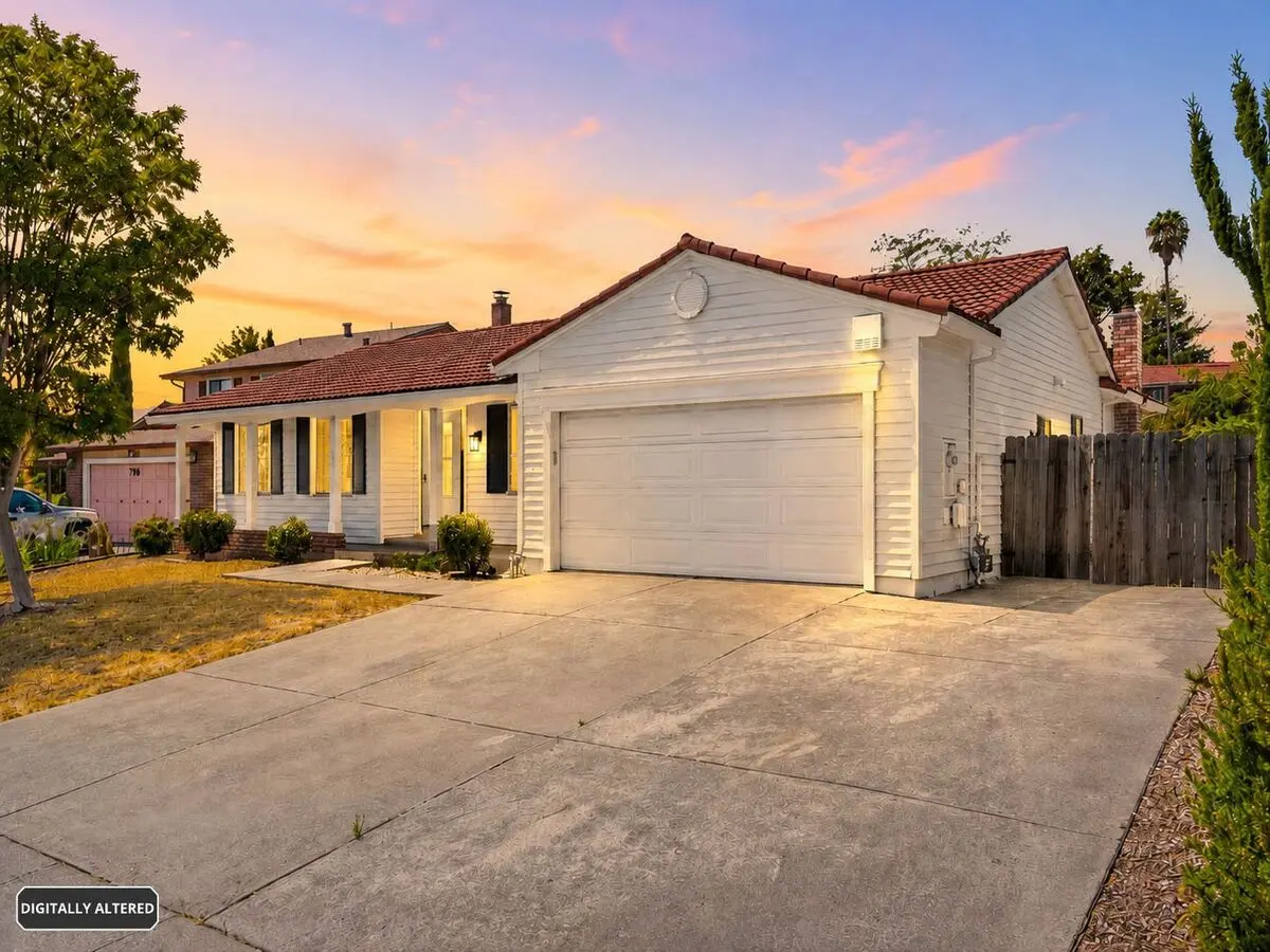 East Vallejo-home Sweet Home-beautiful Remolded 4 Bedroom 2.5 Bathroom photo 3