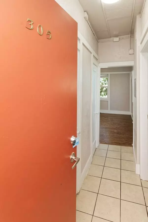 Kimberly Apartments photo 3