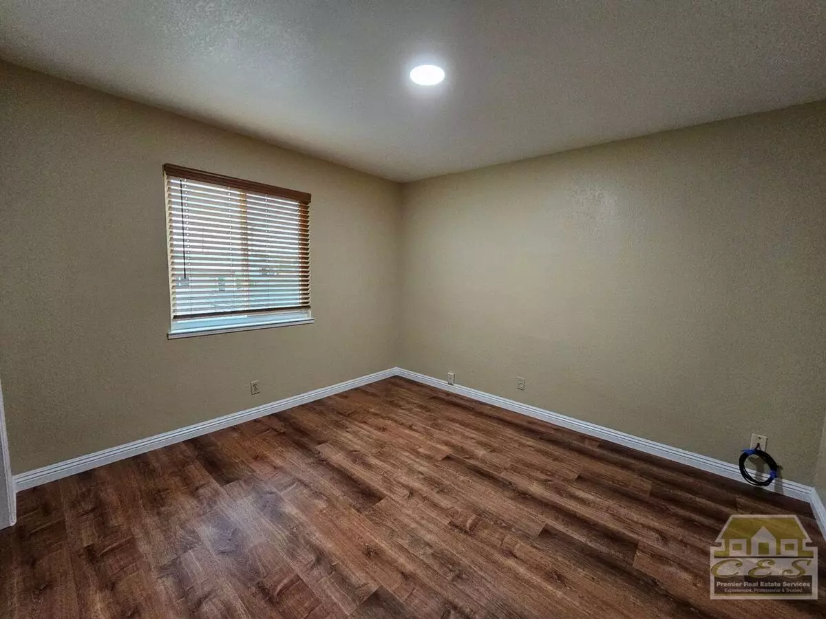 305-315 Laurel St Vallejo, CA 94591 photo 3