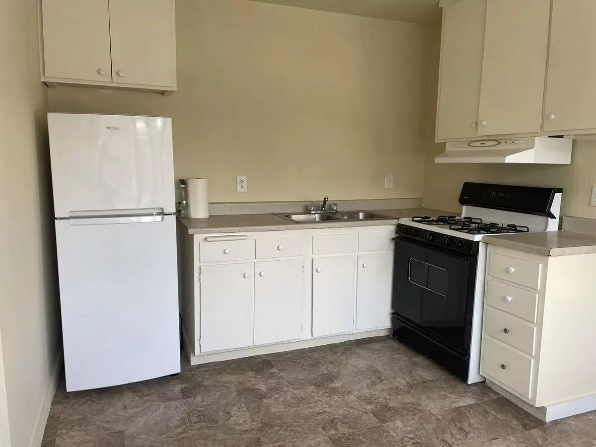 504 Branciforte St Vallejo, CA 94590 photo 3
