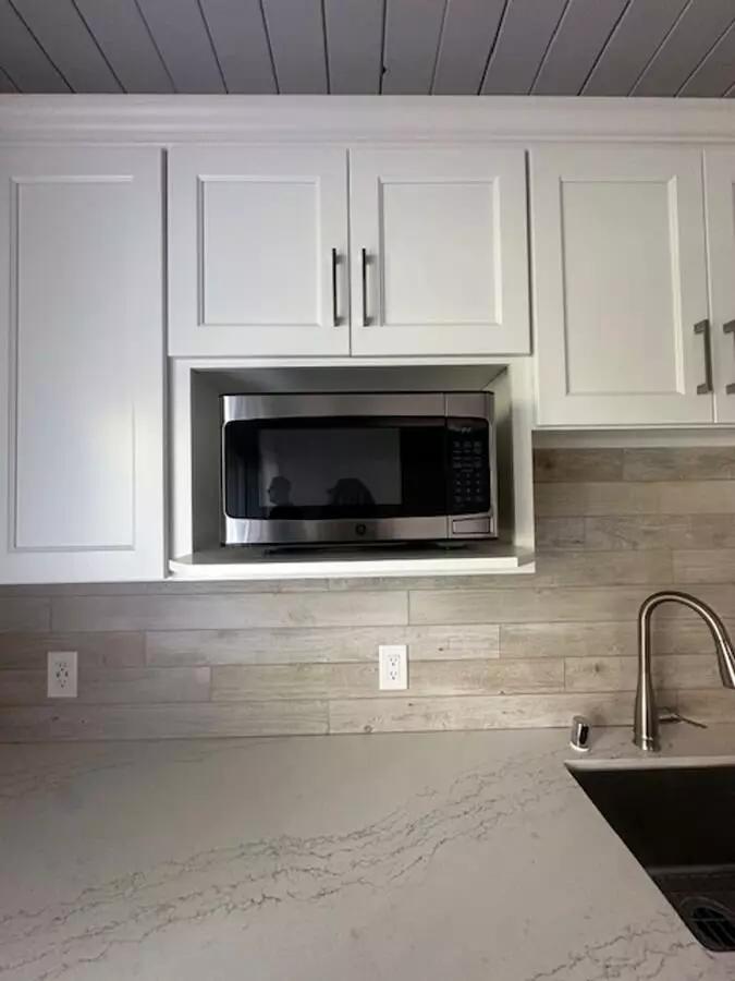 Lincoln Ave Apartments photo 5