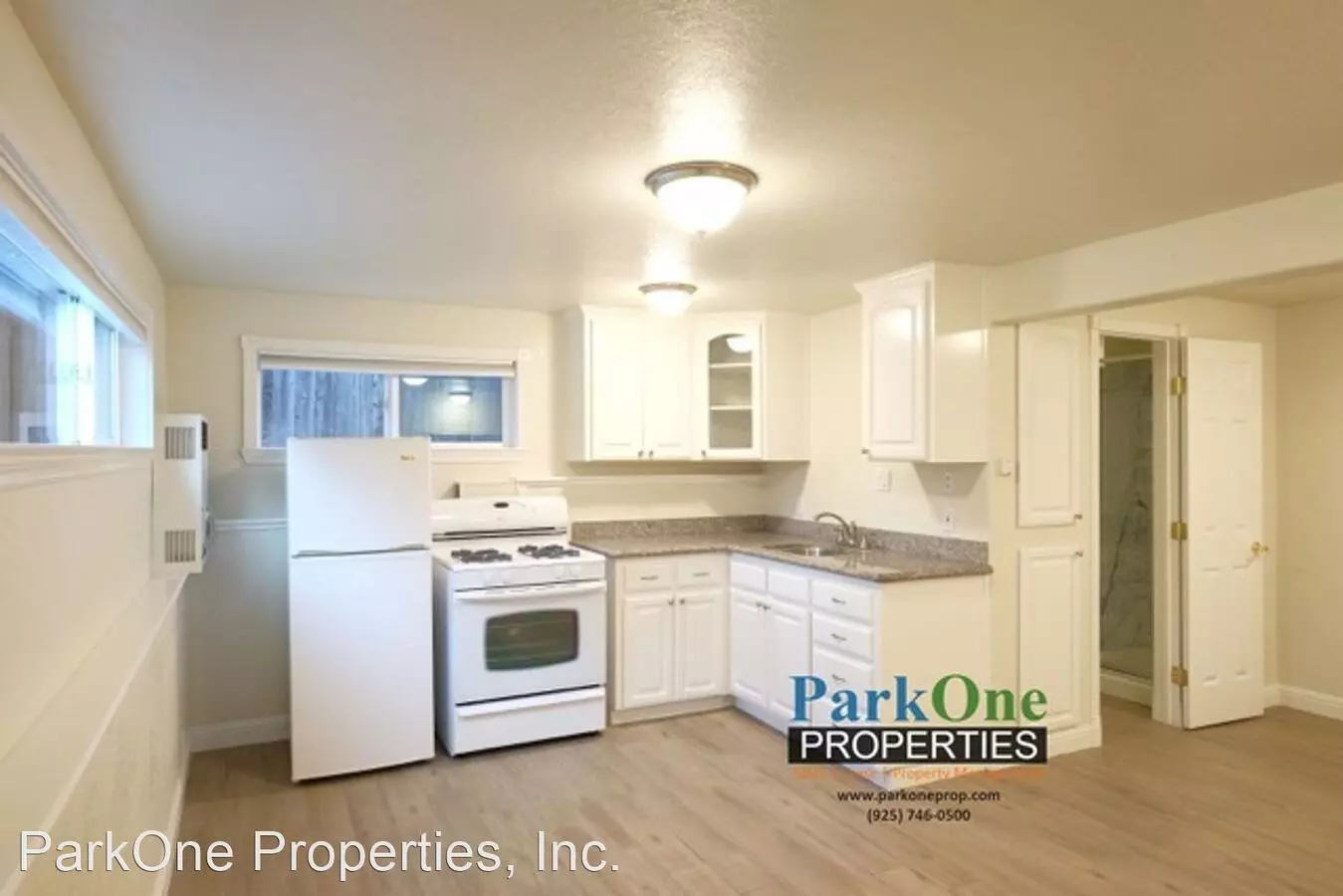 1737 Parkside Dr photo 3