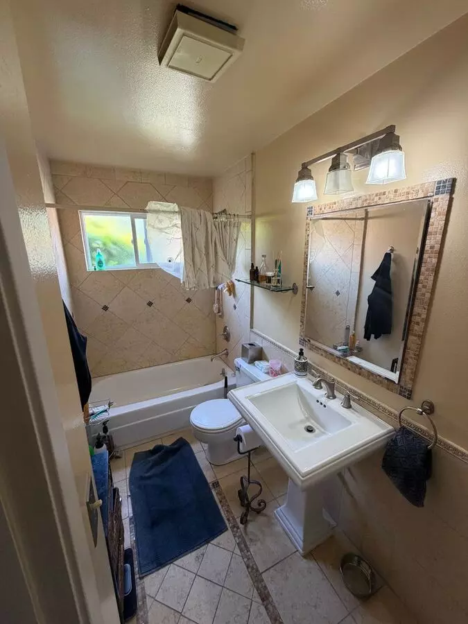 3 Bed 2 Bath In Livorna Estates photo 3