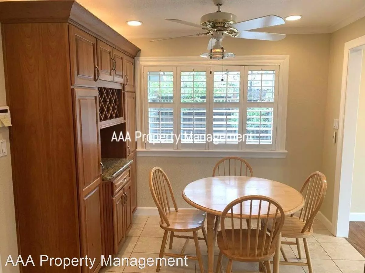 708 Picnic Lane, Walnut Creek, CA 94597 photo 2