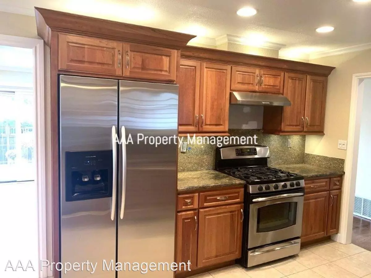 708 Picnic Lane, Walnut Creek, CA 94597 photo 5