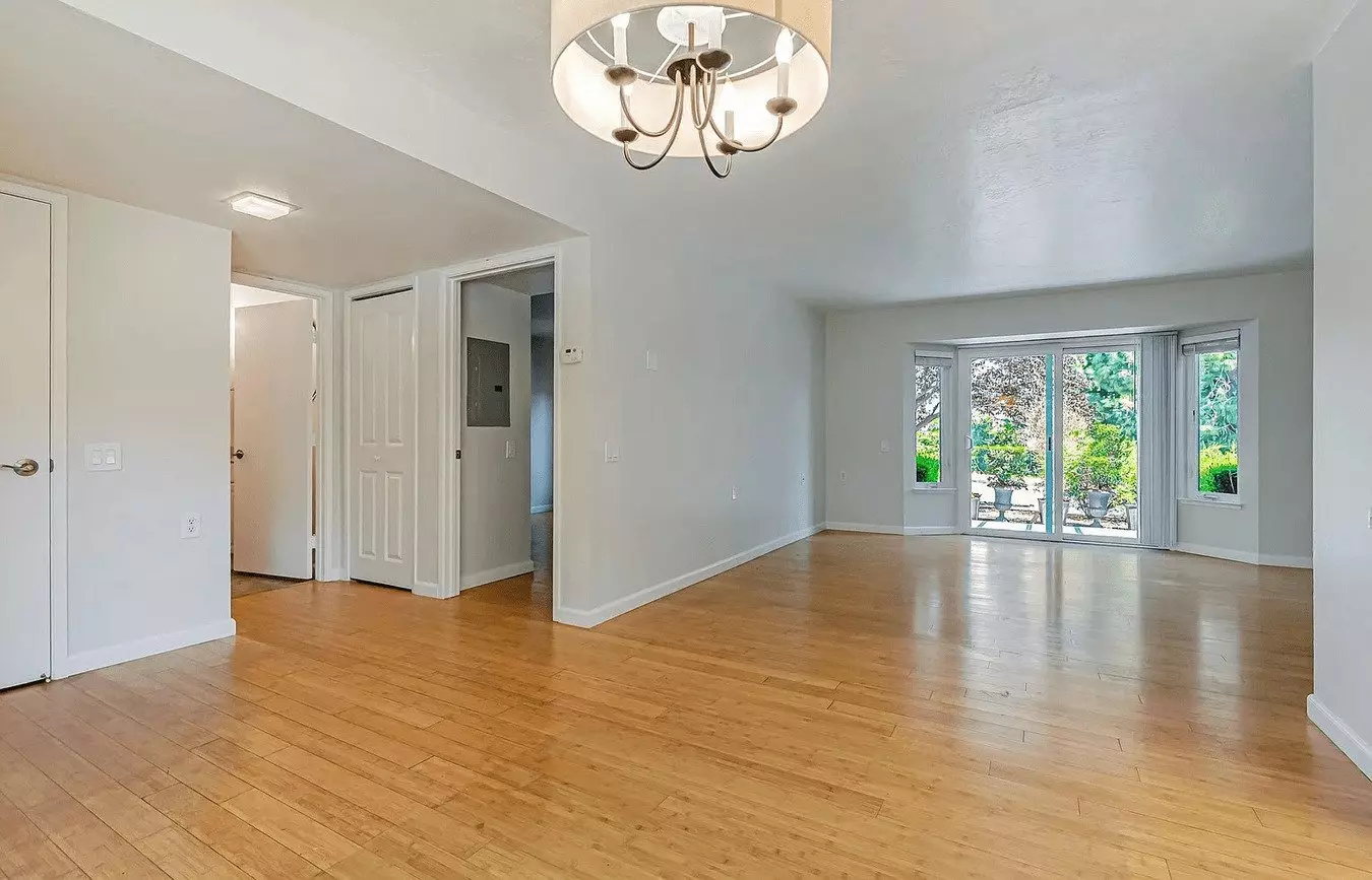 1312 Skycrest Dr photo 2