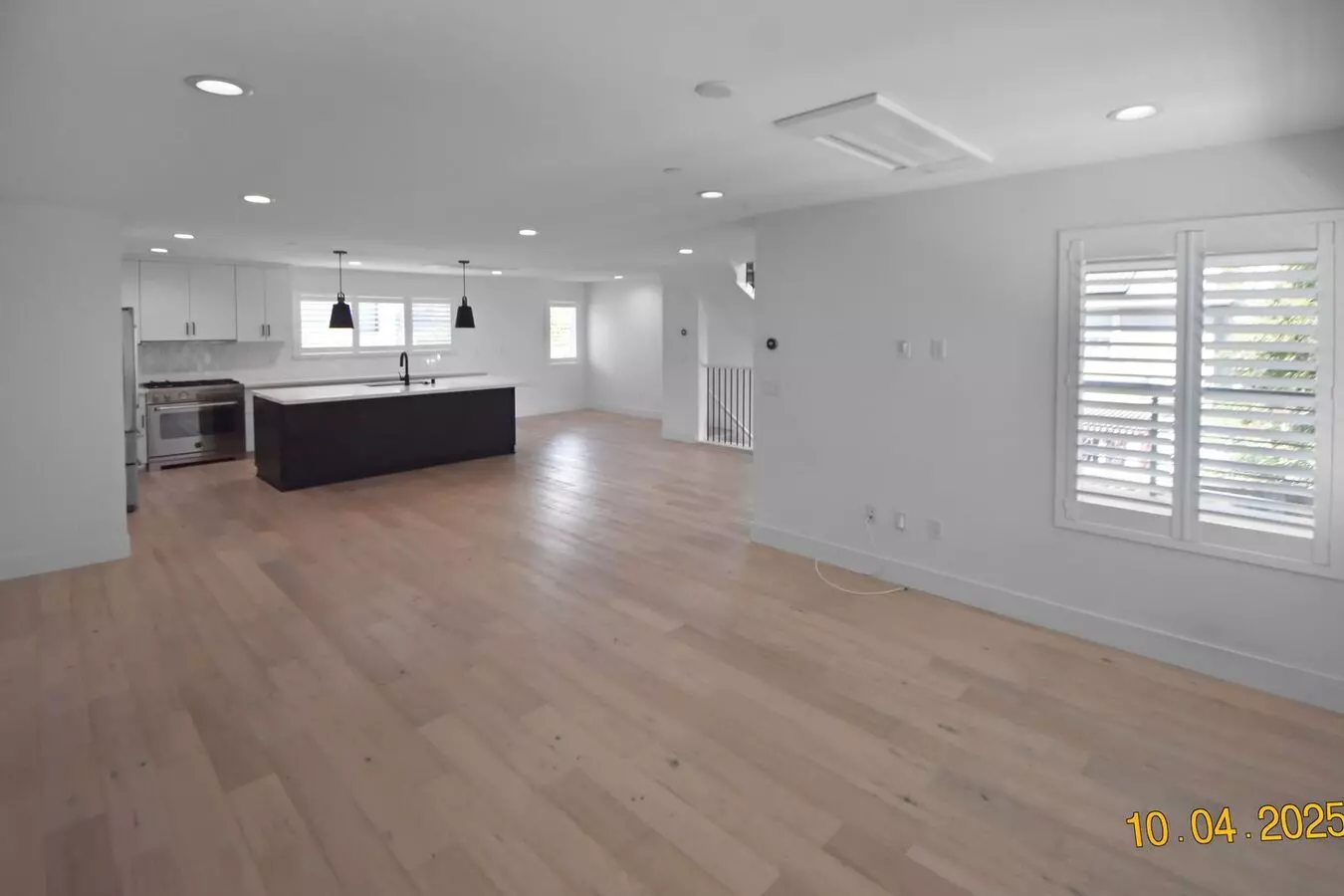 Luxursmart Townhome With Solar | 3 Bed | 3.5 Bath | Built In 2021 | Walk To Sprouts/dining photo 4