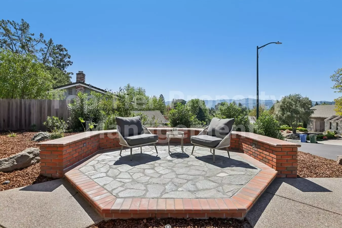 Luxury Renovated Livorna Estates Home | Srvusd Schools | Mt. Diablo Views- 5 Bd/3.5 Ba Single-family House In For Lease! photo 3