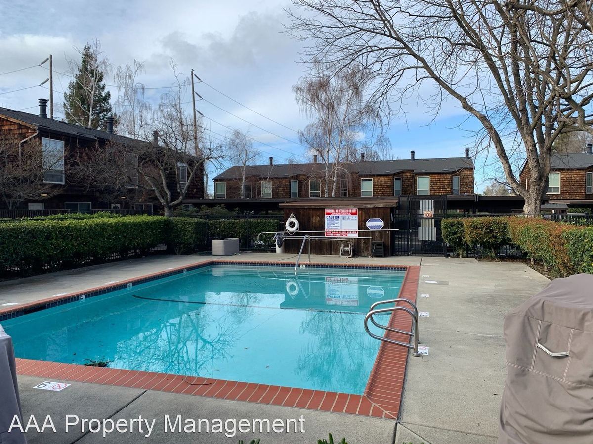225 Mayhew Way, Walnut Creek, CA 94597 photo 4