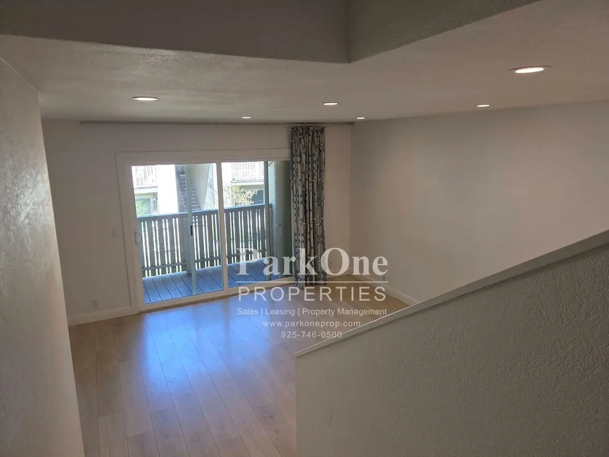 Spacious Walnut Creek Condo With Community Pool photo 5