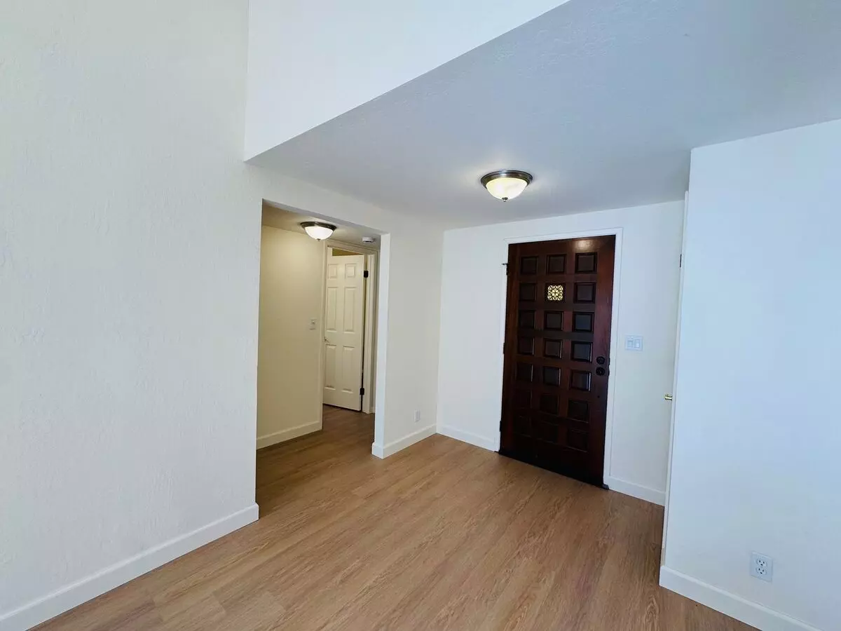 1044 Sheppard Road, Walnut Creek, CA 94598 photo 3